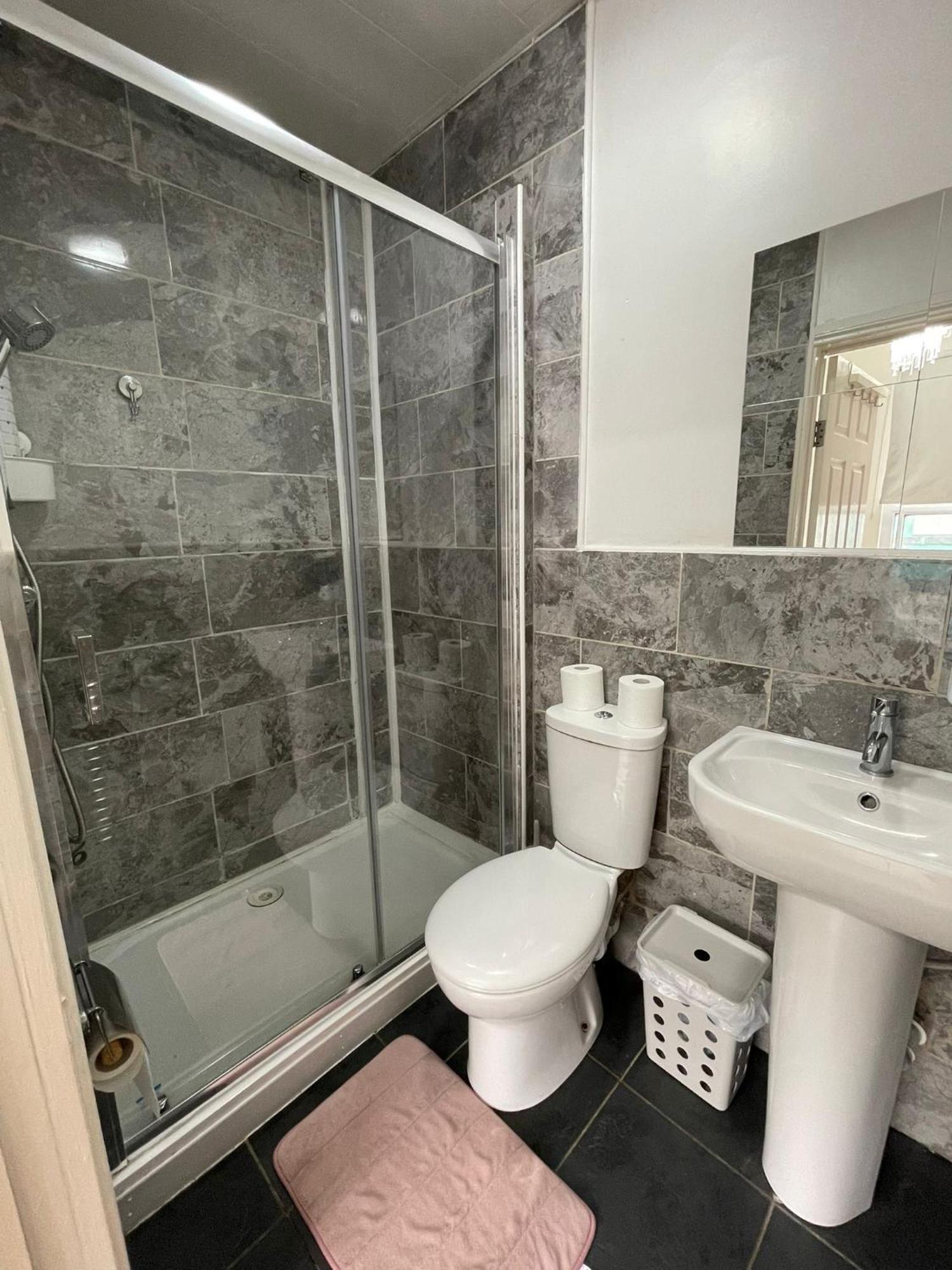 Ariana House Hotel-families And Couples Only Affittacamere *