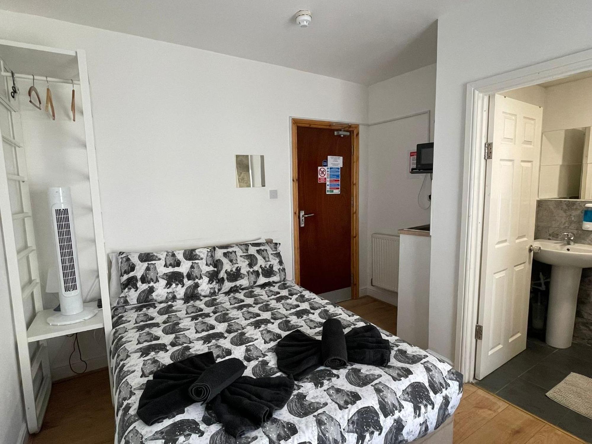 Affittacamere Ariana House Hotel-families And Couples Only