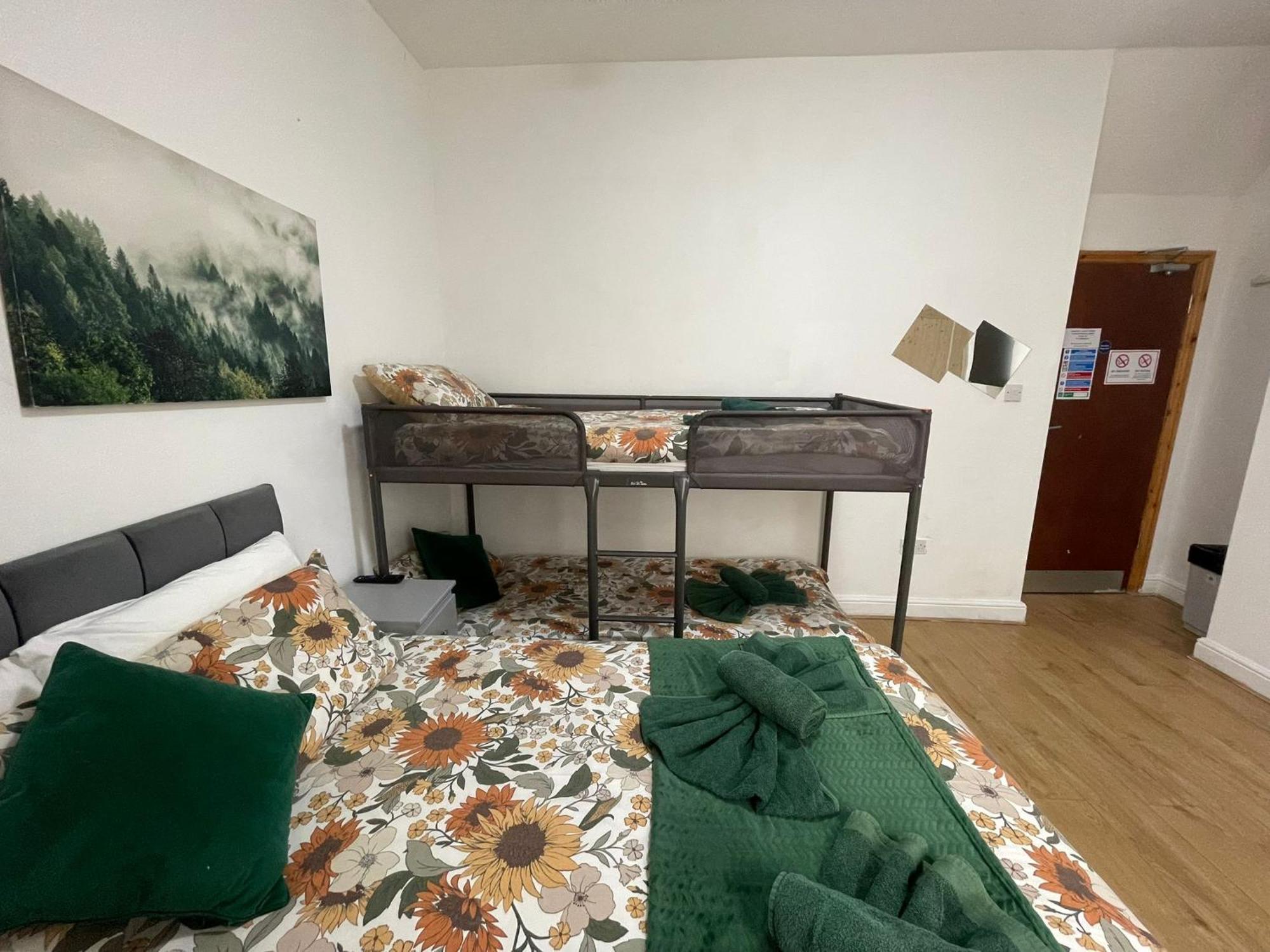 Ariana House Hotel-families And Couples Only Affittacamere *