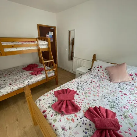 Ariana House Hotel-Families And Couples Only Blackpool Exterior photo