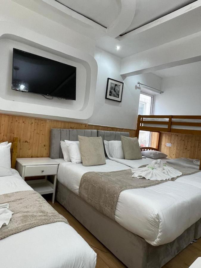 Ariana House Hotel-families And Couples Only Гостевой дом