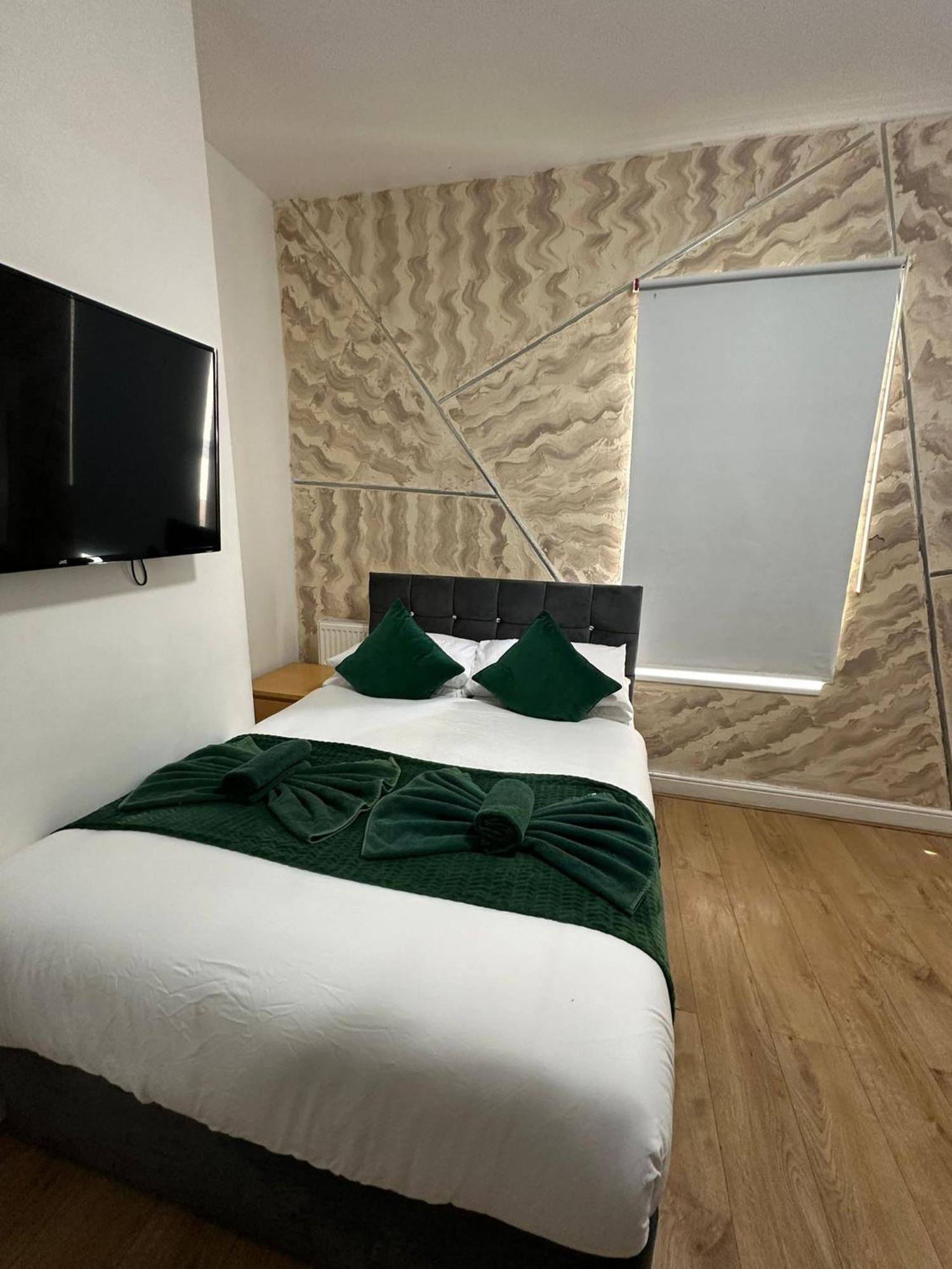 Casa de hóspedes Ariana House Hotel-families And Couples Only