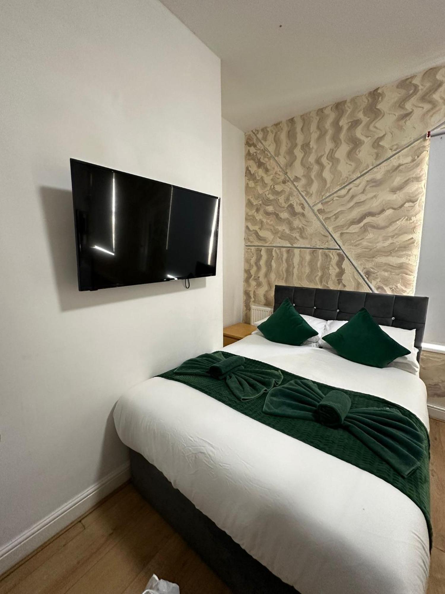 Ariana House Hotel-families And Couples Only Гостевой дом
