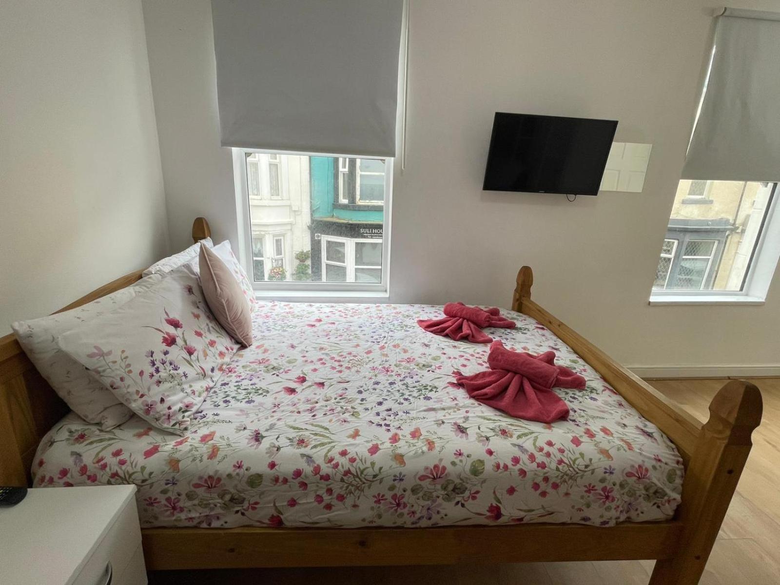 Casa de hóspedes Ariana House Hotel-families And Couples Only *
