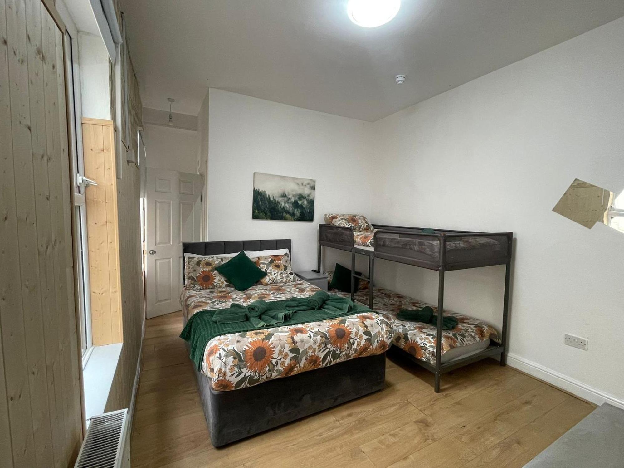 Ariana House Hotel-families And Couples Only Blackpool